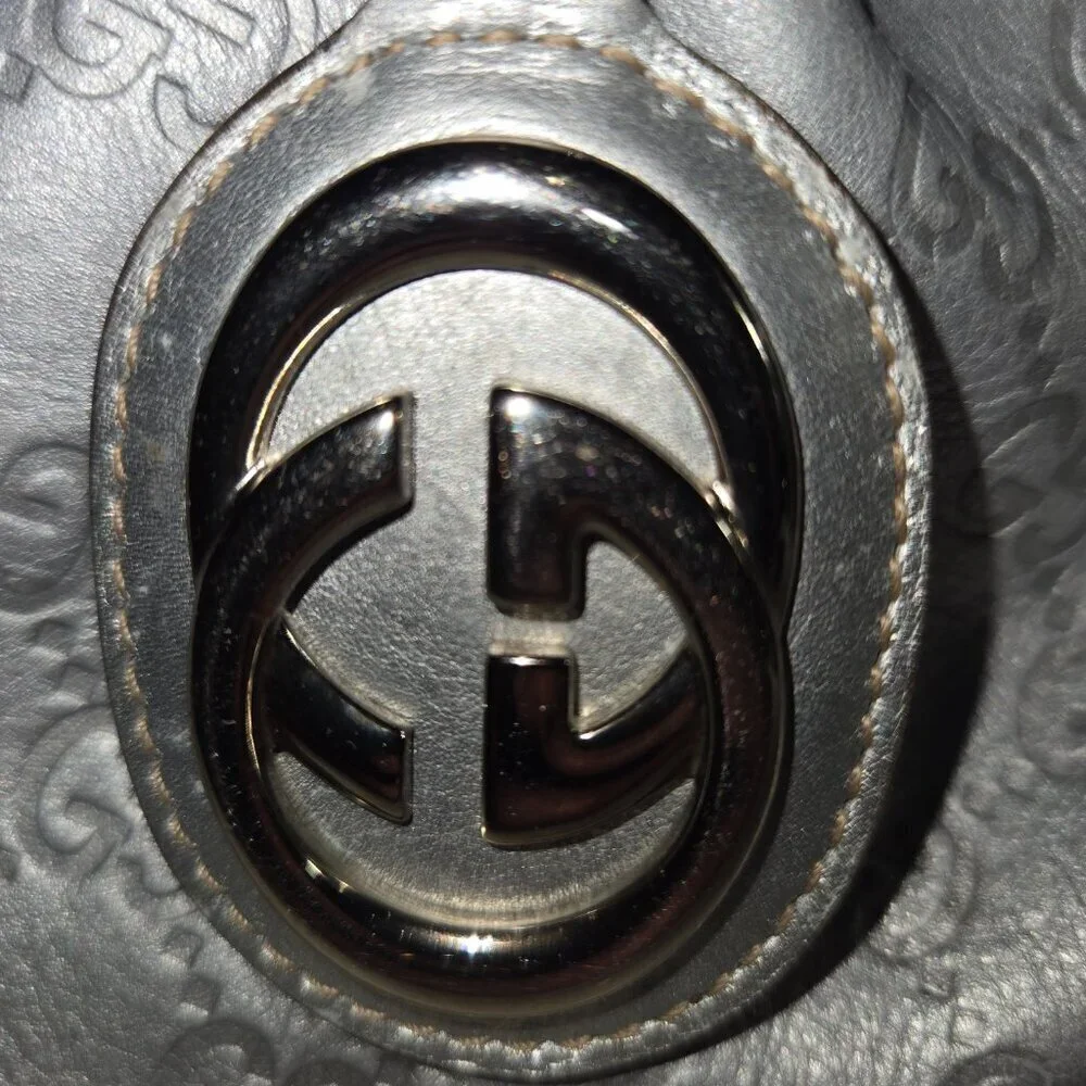 Gucci Sukey Handbag - Picture 8 of 10